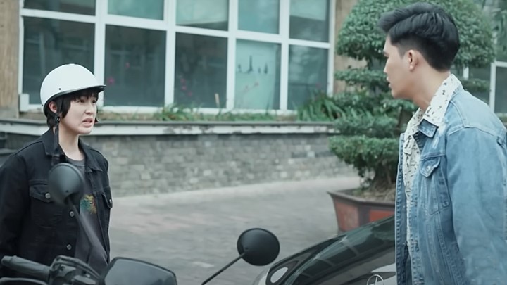 truc-tiep-noi-giac-mo-tim-ve-tap-2-tren-vtv1-hom-nay-23-5-153437_548.jpg Nơi giấc mơ tìm về tập 2: Thiếu gia bị cô nàng cá tình bắt vạ. Ảnh chụp màn hình