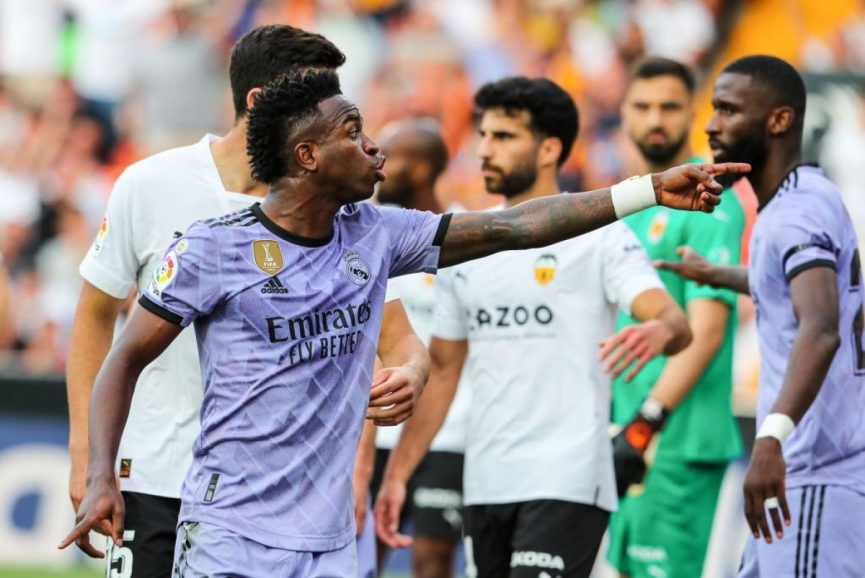 vini-230428_430.jpeg Bị phân biệt chủng tộc, Vinicius Junior muốn rời Real Madrid? Ảnh: AS.