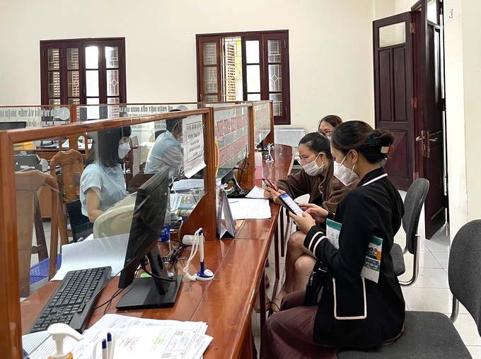 Nhiều người dân ở Gia Lai rút BHXH 1 lần. Ảnh: Đăng Lâm.