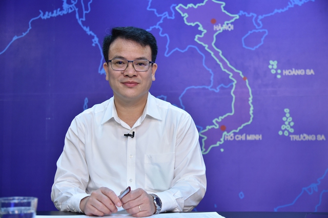pqt5690-1685264779283615822186-221112_376.jpg Thứ trưởng Trần Quốc Phương đánh giá Việt Nam có tốc độ tăng trưởng ấn tượng so với nhiều quốc gia trên thế giới. Ảnh: VGP.