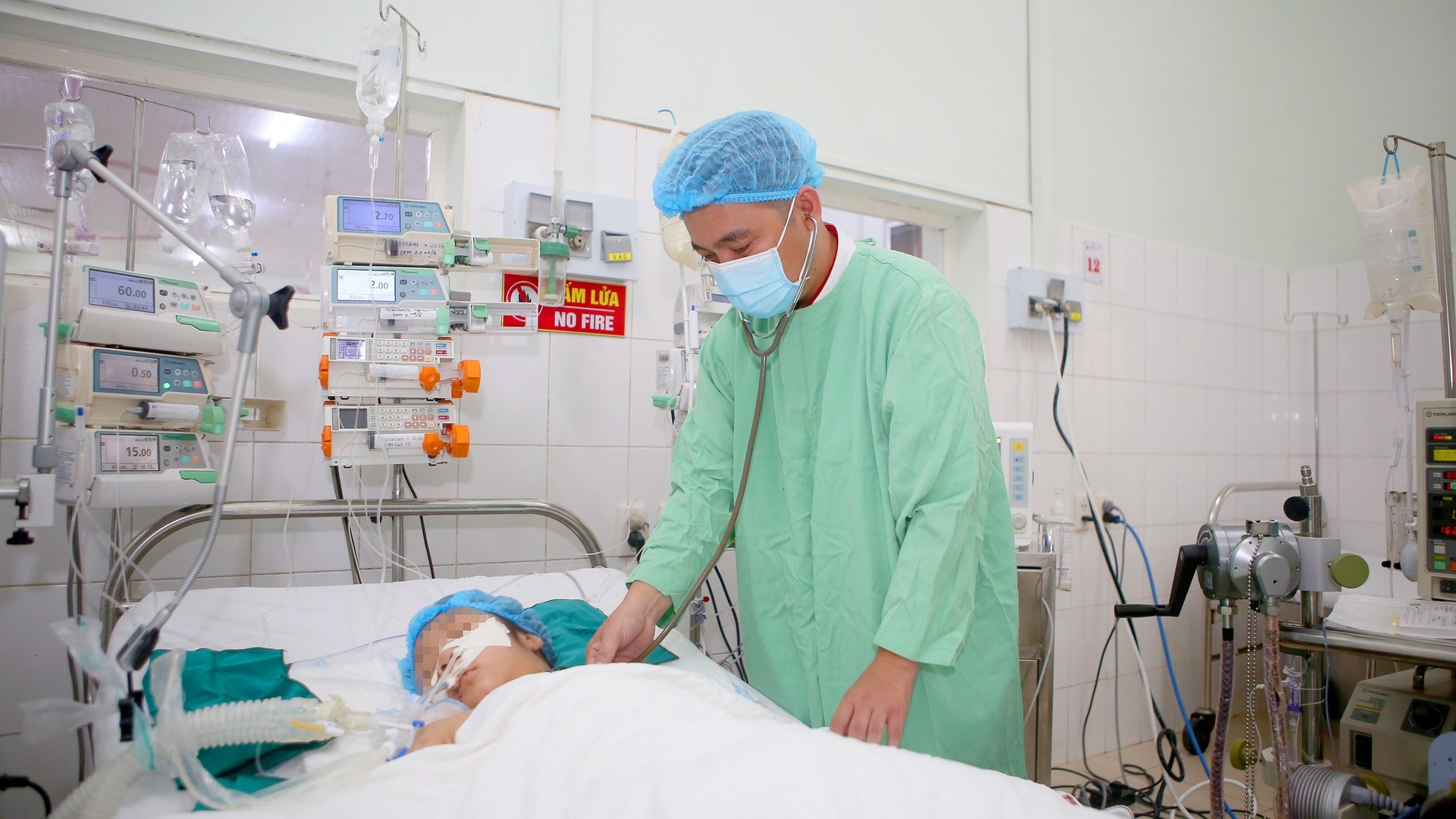 benh-nhi2-114816_501.jpg Sức khỏe bệnh nhi đang tiến triển tốt và dự kiến xuất viện trong thời gian tới. Ảnh: BVH.