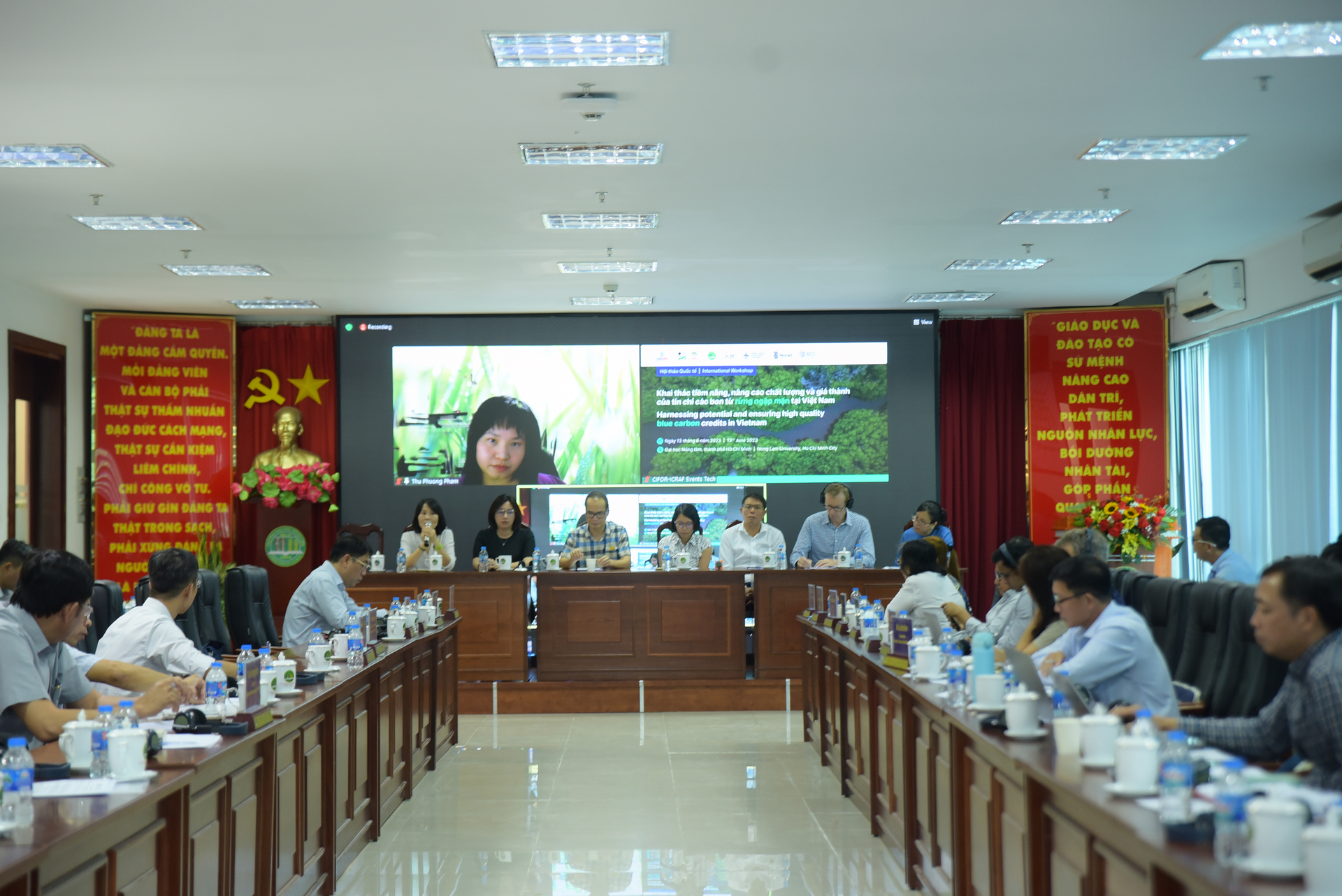 The conference took place in the context of a global decline in both quantity and quality of mangroves due to pressures from socioeconomic development and severe financial shortages.