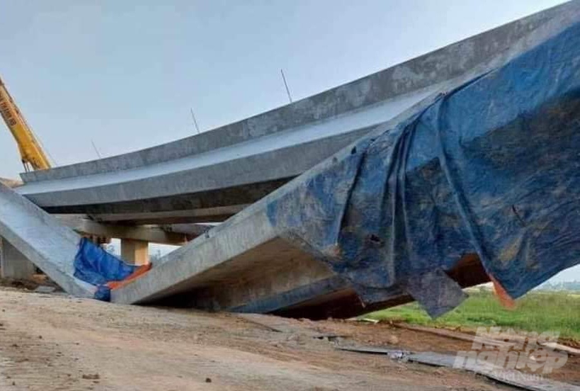 Chất lượng công trình bị đặt dấu hỏi lớn khi xảy ra sự cố gãy 2 phiến dầm tại công trường cầu Nghi Mỹ. Ảnh: QH.