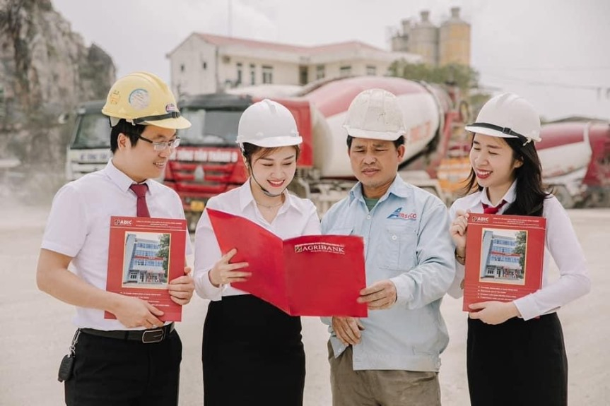 Agribank giúp người dân có thu nhập thấp 'an cư' thông qua chính sách vay nhà ở xã hội.