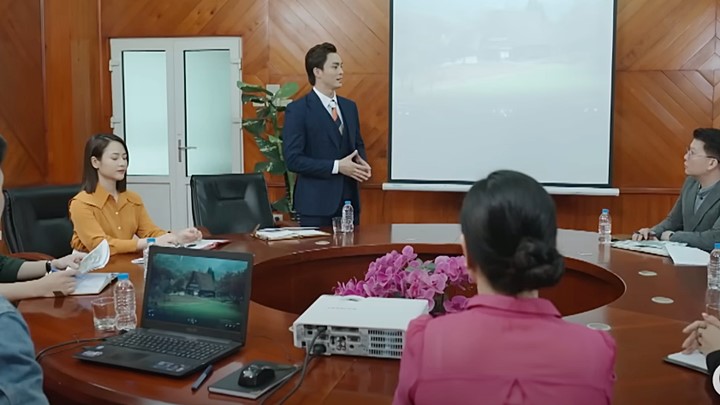 Gia An tiếp tục nói về dự bán Farmstay và được cổ đông ủng hộ. Ảnh chụp màn hình