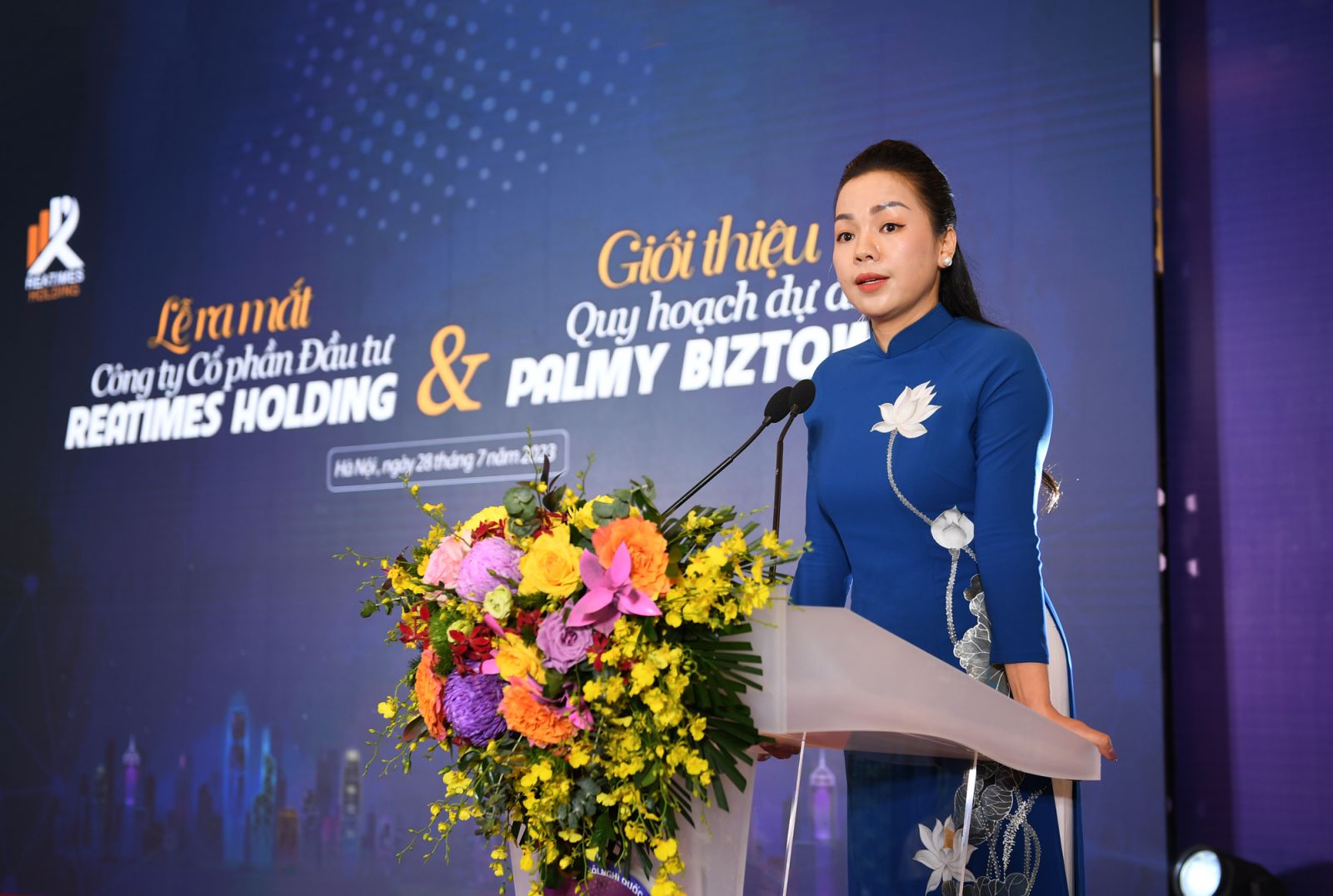 Bà Cao Thị Thanh Nga, Chủ tịch Công ty cổ phần đầu tư Reatimes Holding, Phó Viện trưởng Viện Nghiên cứu Bất động sản Việt Nam. 