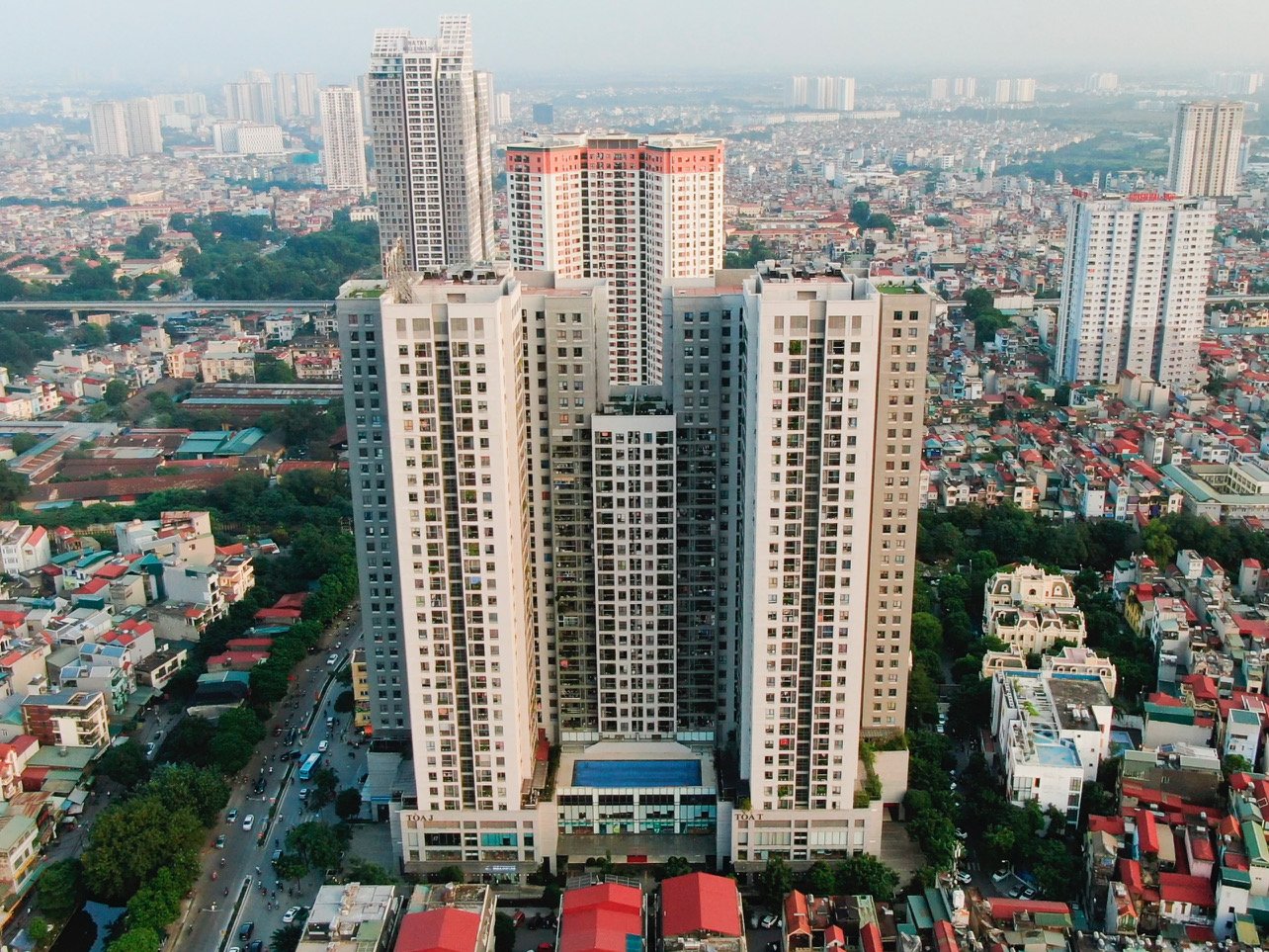 toanha-145256_244.jpg Quyết định số 44/2017/QĐ-UBND ngày 15/12/2017của UBND TP Hà Nội là căn cứ để chủ đầu tư các khu chung cư xây dựng biểu phí dịch vụ trông giữ xe ô tô.