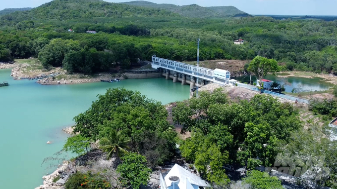 Một góc hồ Dầu Tiếng, công trình trọng điểm an ninh quốc gia. Ảnh: Trần Trung.