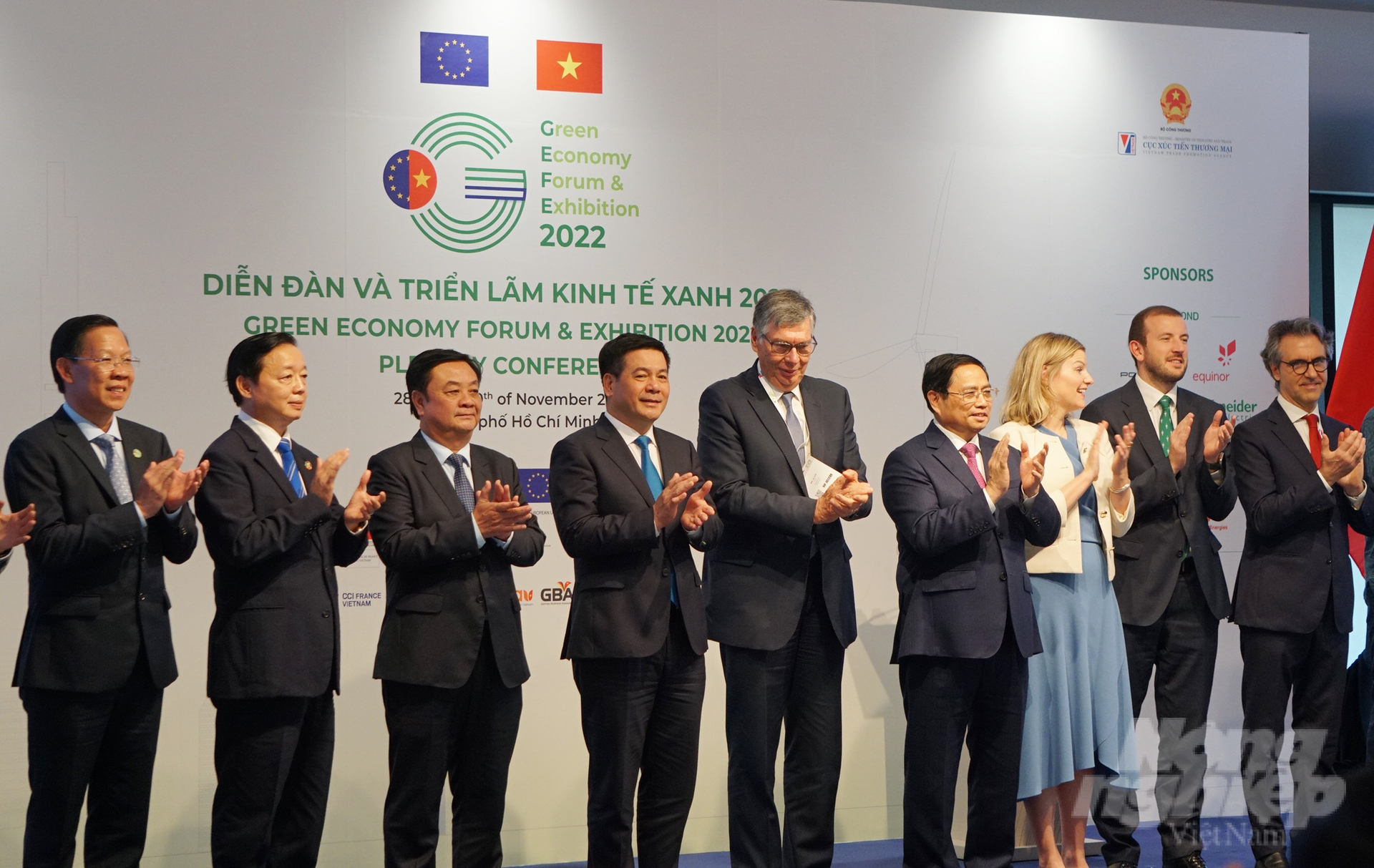 Diễn đàn Kinh tế Xanh 2022 có sự tham dự của lãnh đạo Chính phủ, các bộ ngành, cũng như các tổ chức quốc tế. Ảnh: Nguyễn Thủy.