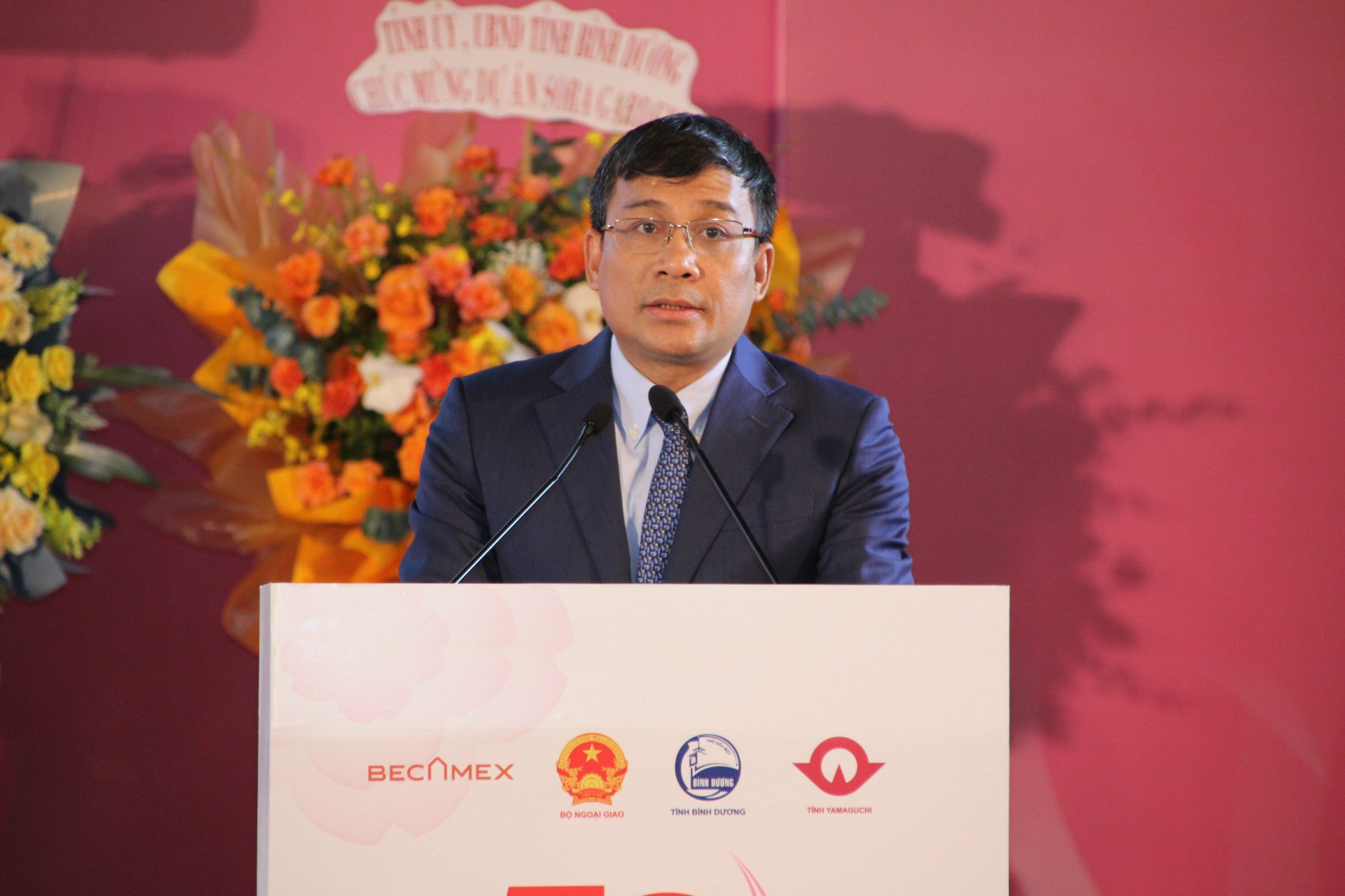 06f4026cc573102d4962-184231_826.jpg Thứ trưởng Thường trực Bộ Ngoại giao Nguyễn Minh Vũ chia sẻ tại chương trình.