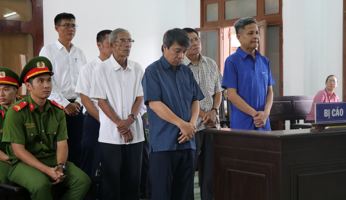 Cựu Giám đốc Ngân hàng BIDV Phú Yên bị phạt 2 năm tù do vi phạm quy định về cho vay trong hoạt động của các tổ chức tín dụng. Ảnh: XT.