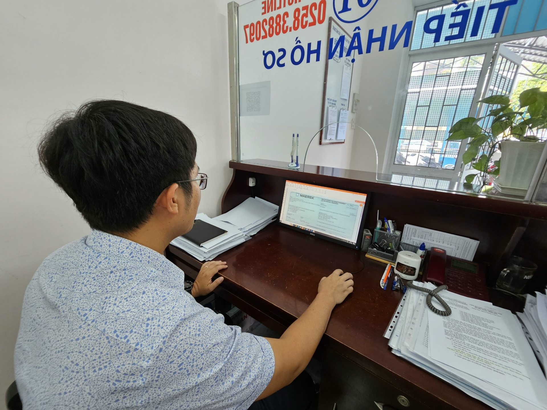 Các đơn vị thực hiện công tác kiểm soát thủ tục hành chính còn khao khát phần mềm, đường truyền của Cổng dịch vụ công của Bộ NN-PTNT và Cổng thông tin một cửa quốc gia nhanh chóng được nâng cấp hoàn thiện. Ảnh: V.Đ.T.