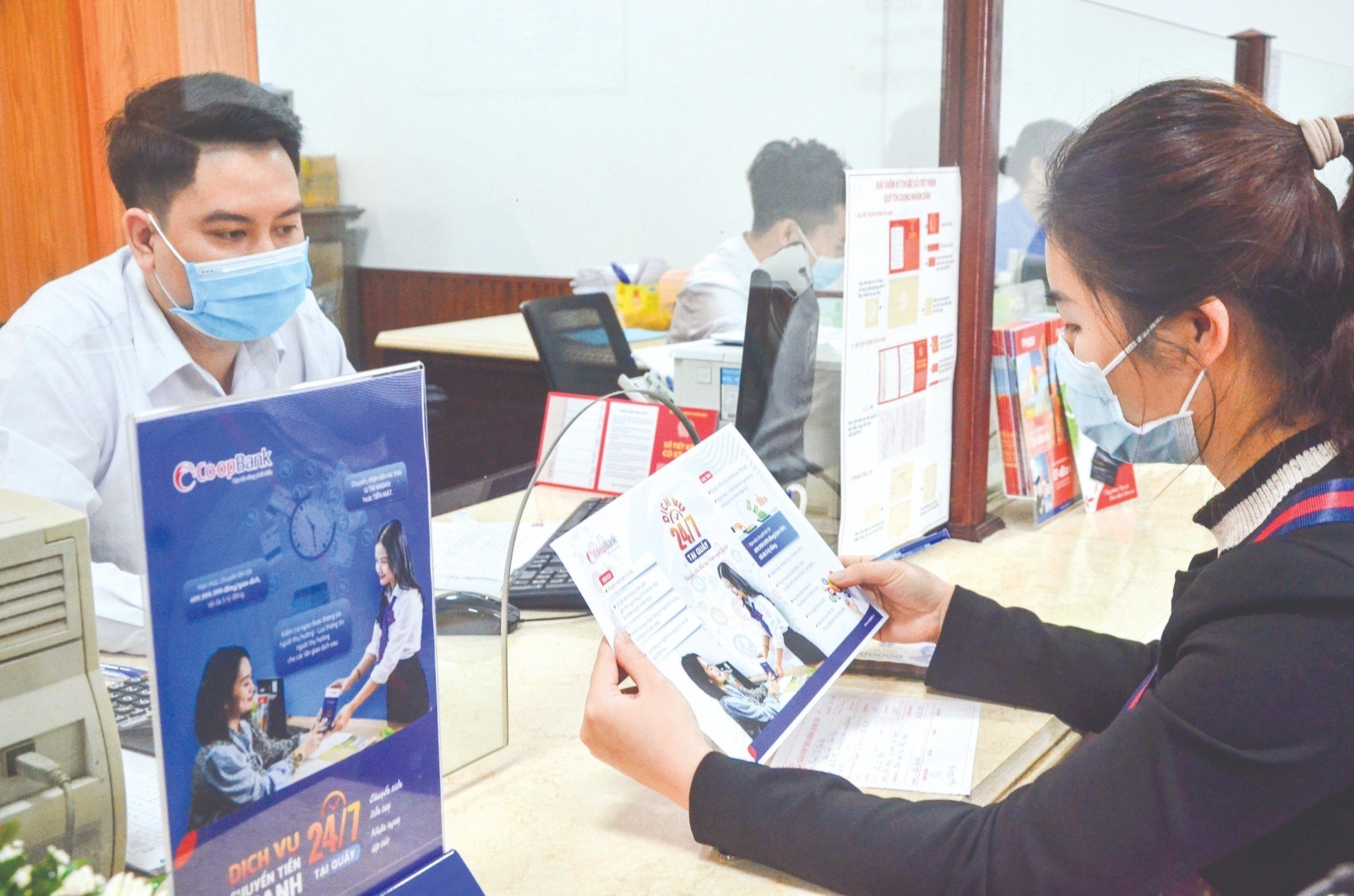 z4697439834252_6934a00be5c5d98a460e289645db24a6-070828_335.jpg Co-opBank cho vay tới 80% giá trị xe ô tô, với thời hạn vay lên đến 84 tháng.