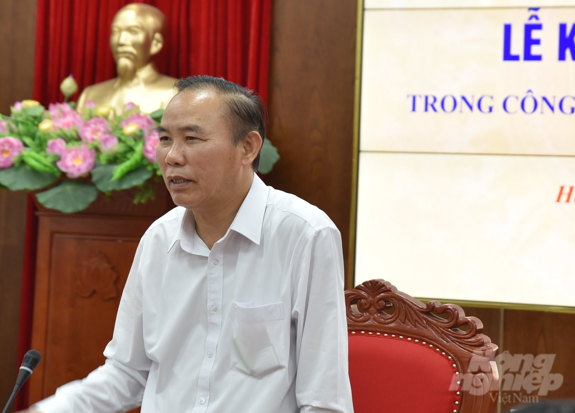 Deputy Minister of Agriculture and Rural Development Phung Duc Tien emphasized that the signing of the coordination regulation between two Departments is very important in effectively preventing and combating diseases in seafood. Photo: Phuong Thao.
