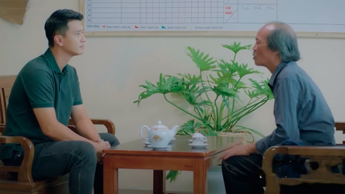 truc-tiep-biet-duoc-den-tap-10-tren-vtv3-hom-nay-25-9-155316_156.jpg Tuấn mời bố Bình lên cơ quan lấy thông tin. Ảnh chụp màn hình