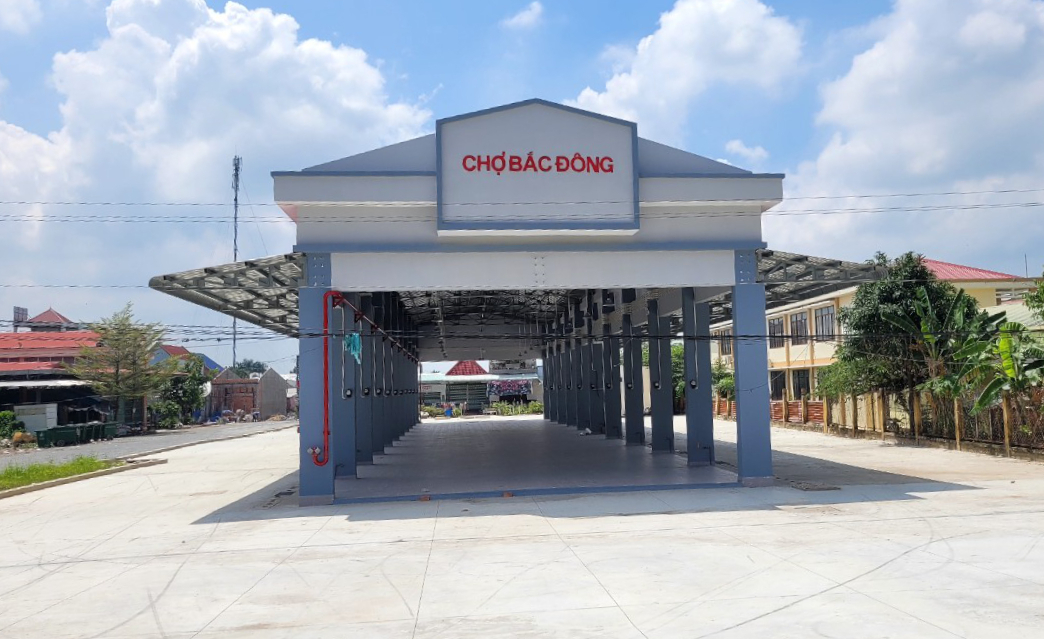 z4778646829333_ee08e2b2a39bb195c8317b15bf1e024a-123909_919.jpg Chợ nông sản Bắc Đông được đầu tư gần 7 tỷ đồng, sẵn sàng đưa vào sử dụng. Ảnh: Minh Đảm.