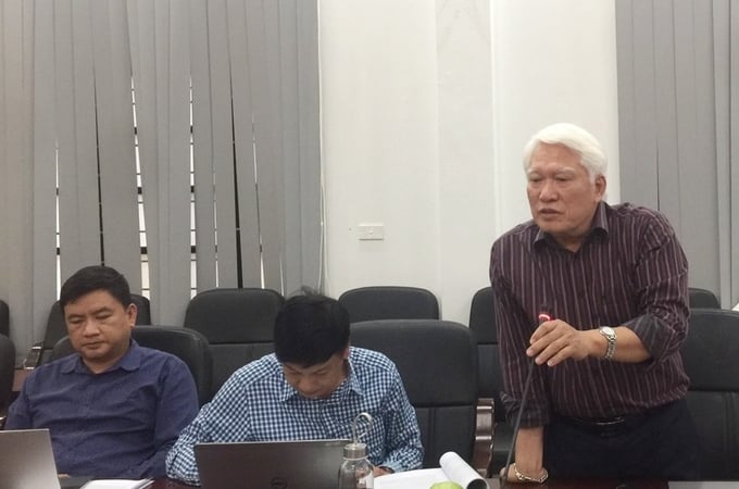 Ông Nguyễn Chu Hồi, Phó Chủ tịch Thường trực Hội Nghề cá Việt Nam nói: 'Thảo luận càng kỹ càng tốt, để làm sao chúng ta có một Đề án tam ngư hoàn chỉnh được Thủ tướng chấp nhận và có lợi cho ngành'. Ảnh: Hồng Thắm.