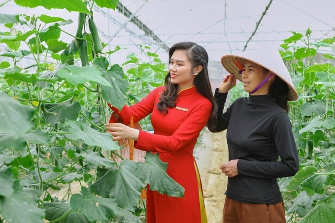 Đầu tư cho 'tam nông' là chủ trương lớn của Đảng và Nhà nước, Agribank đã chọn đúng điểm rơi để phát triển. Ảnh: Hương Giang