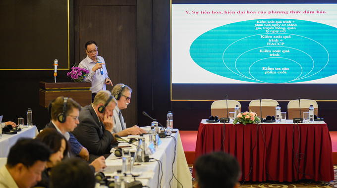 _dsc7747-143945_948.jpg Cục trưởng Nguyễn Như Tiệp chia sẻ cách tiếp cận của ngành nông nghiệp về quản lý ATTP. Ảnh: Quỳnh Chi.