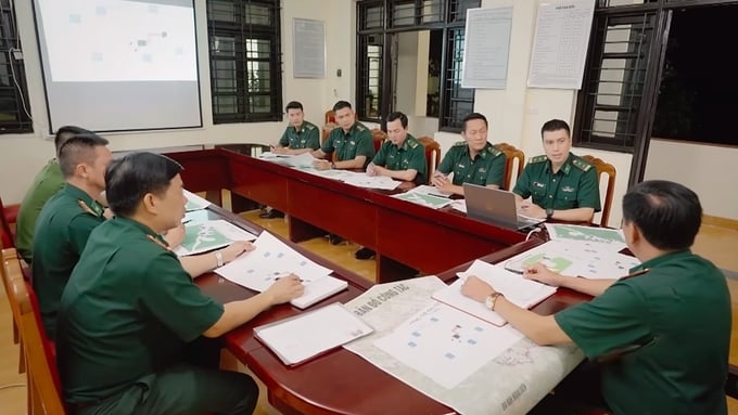 phim-cuoc-chien-khong-gioi-tuyen-tap-39-vtv1-3-174115_703.jpg Ban chuyên án tiếp tục lên kế hoạch bắt nhóm tội phạm. Ảnh chụp màn hình