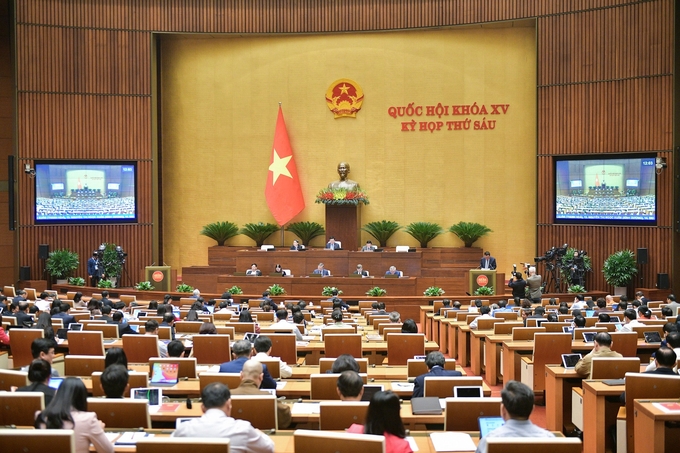 tham-nhung-tieu-cuc-dien-bien-phuc-tap-xuat-hien-trong-nhieu-linh-vuc-174842_780.jpg Quốc hội thảo luận về công tác phòng chống tham nhũng tại hội trường ngày 21/11. Ảnh: Quốc hội.