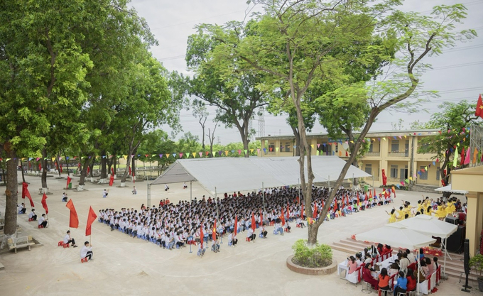 Cơ sở hạ tầng khang trang của trường THCS Văn Bình. Ảnh: Ánh Ngọc.