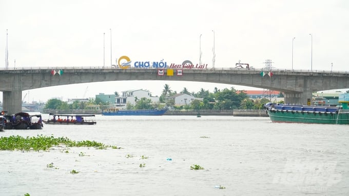 anh-3-084754_445-084755.jpg Đồng bộ các giải pháp ứng phó BĐKH gắn liền với phát triển đô thị theo hướng xanh, sinh thái, bền vững là định hướng mà TP Cần Thơ đã và đang triển khai thực hiện. Ảnh: Kim Anh.
