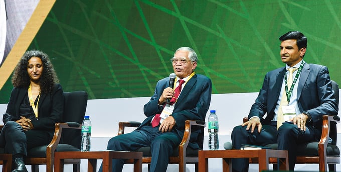 ky-vong-trao-doi-khoa-hoc-nong-nghiep-giua-viet-nam--chau-phi-222733_333.jpg Nguyên Thứ trưởng Bộ NN-PTNT Việt Nam Bùi Bá Bổng mong ngành lúa gạo tiếp tục phát triển dựa trên những thành tựu đã đạt được. Ảnh: Quỳnh Chi.