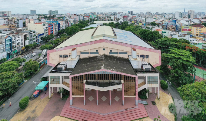 nha-thi-dau-085511_752-085512.jpg Hội thi chó giống quốc tế sẽ được tổ chức tại nhà thi đấu thể thao quận Tân Bình trong hai ngày từ 16 - 17/12. Ảnh: Lê Bình.