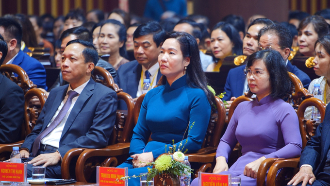 dai-le-tuong-niem-715-nam-phat-hoang-tran-nhan-tong-nhap-niet-ban-160306_761.jpg Các đại biểu cùng hàng nghìn tăng ni, phật tử đến tham dự Đại lễ tưởng niệm 715 năm Phật hoàng Trần Nhân Tông nhập niết bàn và khánh thành Cung Trúc Lâm Yên Tử.