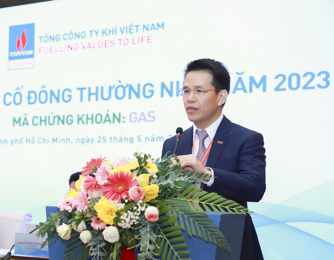 h2-tgd-bao-cao-2023-204707_66.jpg Ông Phạm Văn Phong – Tổng giám đốc PV GAS báo cáo kế hoạch phát triển 2023, khẳng định quyết tâm và nỗ lực phát triển doanh nghiệp tiên phong ngành công nghiệp khí.