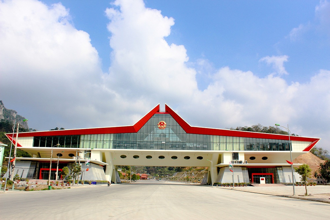 huyen-cao-loc-233154_595.jpg Có cửa khẩu quốc tế Hữu Nghị trên địa bàn, huyện Cao Lộc luôn tập trung phát triển kinh tế cửa khẩu. Ảnh: Tùng Đinh.