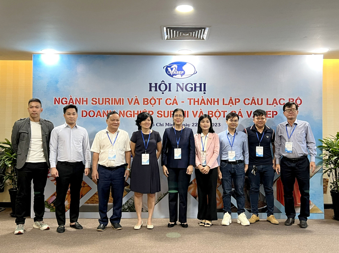 clb-133639_106.jpg Ban Chủ nhiệm Câu lạc bộ Surimi và Bột cá VASEP. Ảnh: Thanh Sơn.
