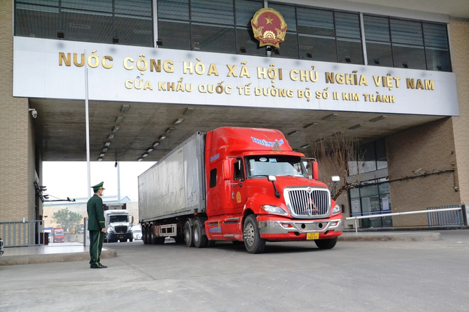 xk-tq-1-145028_623.jpg Vị trí địa lý tạo điều kiện thuận lợi cho việc xuất khẩu nông sản của Việt Nam sang thị trường Trung Quốc.