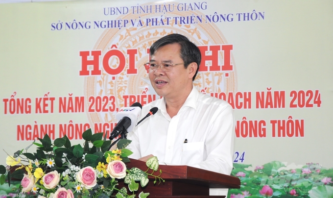 Phó Chủ tịch Thường trực UBND tỉnh Hậu Giang Trương Cảnh Tuyên tin tưởng rằng chương trình hợp tác thông tin tuyên truyền giữa Báo Nông nghiệp Việt Nam và Sở NN-PTNT Hậu Giang sẽ góp phần thúc đẩy phát triển lĩnh vực nông nghiệp, nông thôn tỉnh Hậu Giang trong thời gian tới. Ảnh: Trung Chánh.