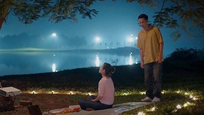 truc-tiep-khong-ngai-cuoi-chi-can-1-ly-do-tap-34-tren-vtv3-ngay-12-1-154915_377.jpg Đông tạo ấn tượng với Huyền. Ảnh CMH