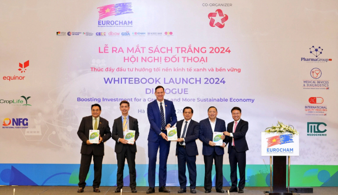 Lễ công bố ấn bản Sách Trắng thường niên lần thứ 15 ngày 6/1, tại Hà Nội. Ảnh: Phương Thảo.