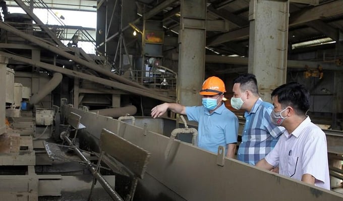 apatit-112900_790.jpeg Năm 2023, sản lượng quặng sản xuất của Công ty TNHH MTV Apatit Việt Nam đạt trên 1,63 tỷ tấn/1,65 tỷ tấn, bằng 99% kế hoạch năm.