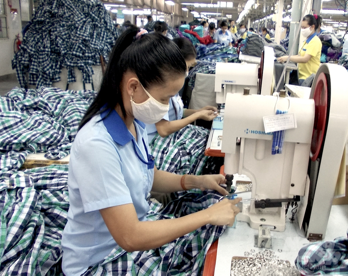 Dịp Tết Nguyên đán Giáp Thìn, Bình Dương có hơn 6.000 lao động làm việc xuyên Tết. Ảnh: HT.