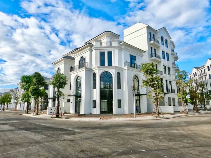 Phạm Văn Đảng lấy hình ảnh nhiều dự án bất động sản lớn rồi tự nhận là chủ đầu tư, liên kết đầu tư để lừa đảo. (Ảnh minh họa).