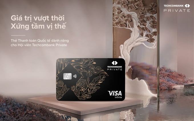 kv-private-debit-card-412-op1-075039_661.jpg Thẻ thanh toán quốc tế Techcombank Private. Ảnh: Techcombank.