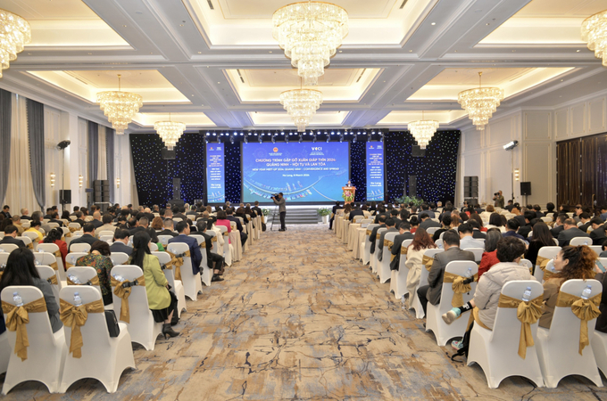 Quang cảnh Chương trình gặp gỡ Xuân Giáp Thìn 2024: Quảng Ninh - Hội tụ và Lan tỏa. Ảnh: Thu Chung