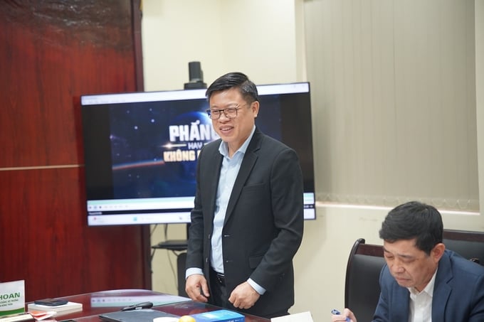 z5251536081696_6530b369b035b547e711772bc86862df-191800_6.jpg Ông Nguyễn Quốc Toản, Giám đốc Trung tâm Chuyển đổi số và Thống kê nông nghiệp nêu đề xuất cho công tác chuyển đổi số của Trung tâm và của ngành nông nghiệp.