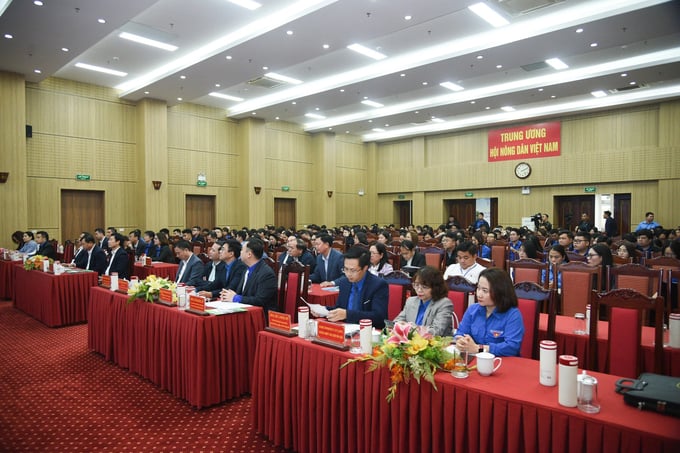 vai-tro-cua-doan-vien-thanh-nien-trong-phat-trien-nong-nghiep-ben-vung-111101_73.jpg Toàn cảnh Hội thảo 'Nông nghiệp sinh thái, nông dân chuyên nghiệp - Khát vọng vươn tầm'.