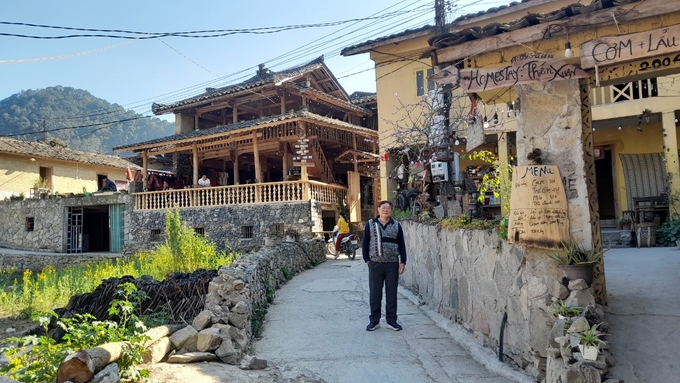 ha-giang-hut-khach-tay-va-khach-ta-200204_44.jpg
