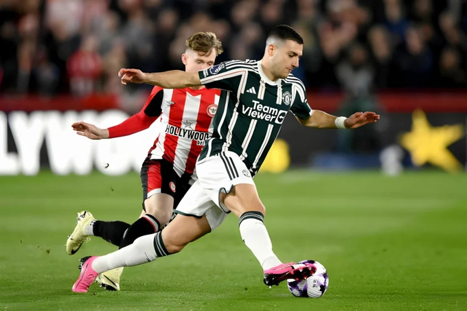 dalot-054903_440.jpg Man United lép vế hoàn toàn khi phải đến làm khách trước Brentford. Ảnh: Dailymail.