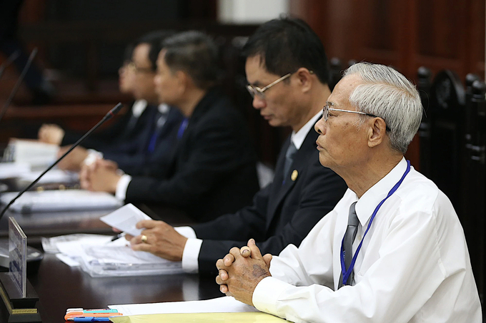 Luật sư bào chữa cho các bị cáo tại phiên tòa ngày 4/4. Ảnh: HT.
