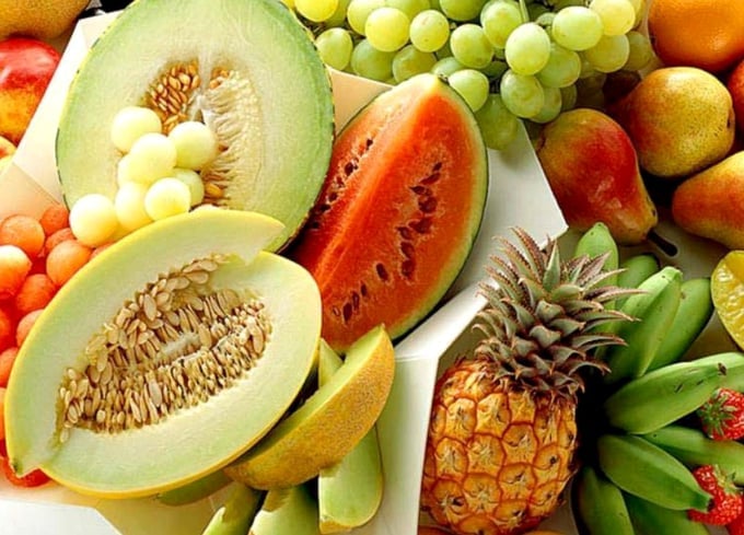 Vegetables and fruits are one of Vietnam's main products exported to Laos.