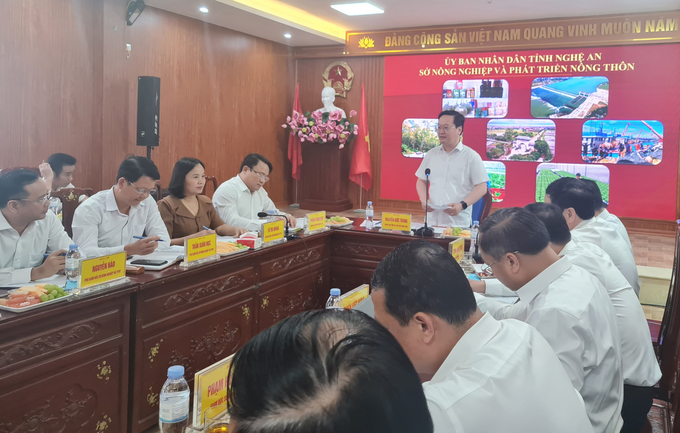 Ông Nguyễn Đức Trung yêu cầu ngành NN-PTNT phối hợp chặt chẽ với các Sở, ngành, chính quyền liên quan để khẩn trương tháo gỡ các nút thắt. Ảnh: Việt Khánh.
