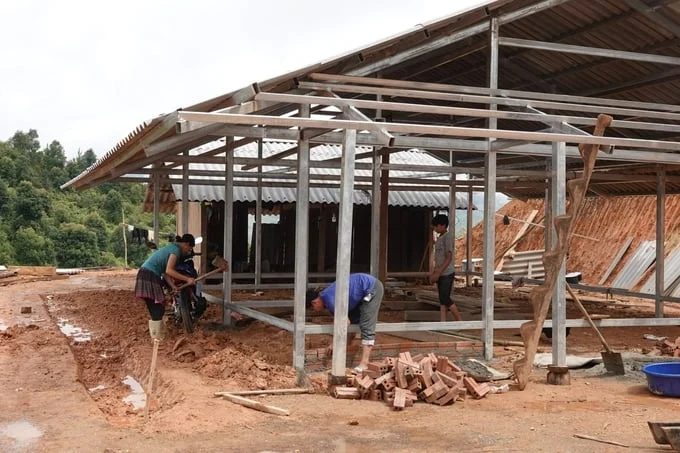 Năm 2023, trên địa bàn huyện Mù Cang Chải có 367 ngôi nhà của hộ nghèo, cận nghèo được hỗ trợ làm mới và sửa chữa. Ảnh: Thanh Tiến.